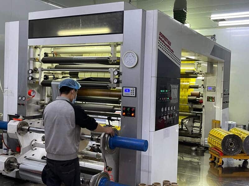 Solvent Free Film Laminating Machine For Anjoyme Packagings Manufacturing