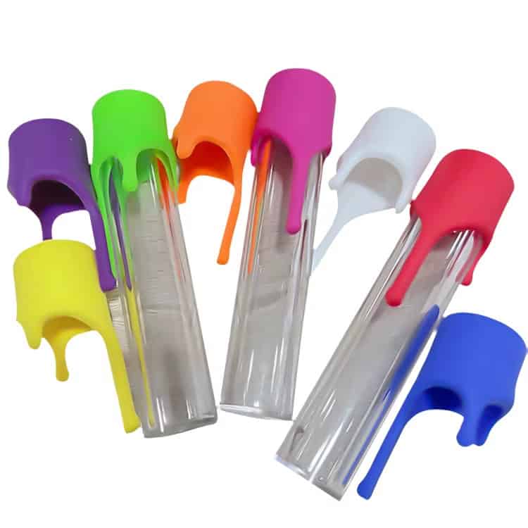 Glass and acrylic dripping wax pre-roll tubes in different colors